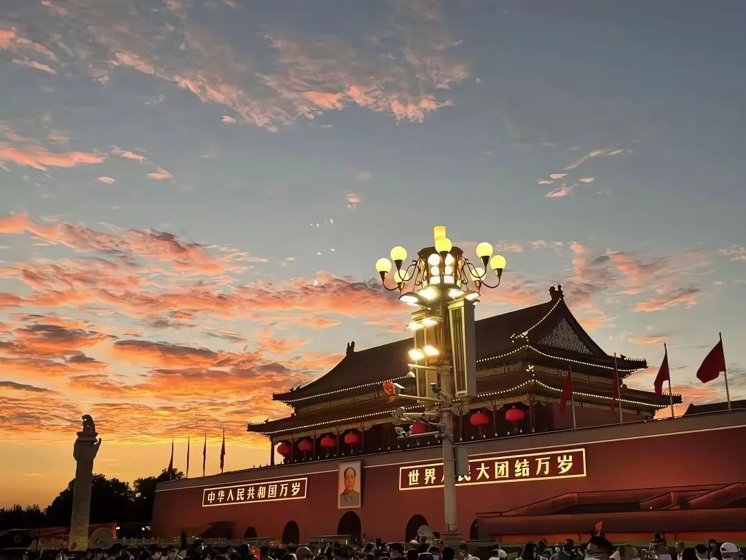 励志 ins风 爱国 天安门 壁纸预览