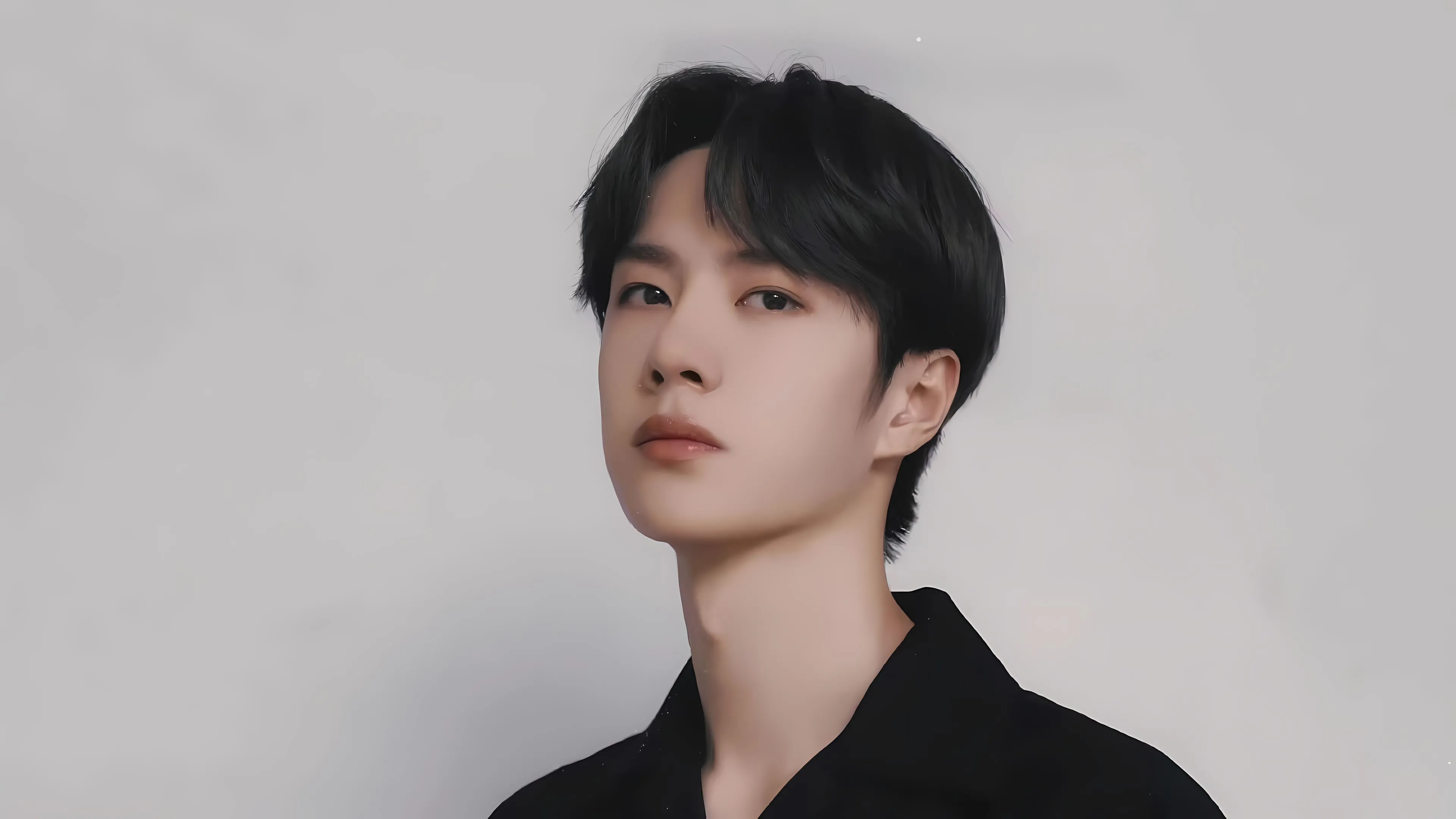 帅哥 明星 男明星 王一博 壁纸预览