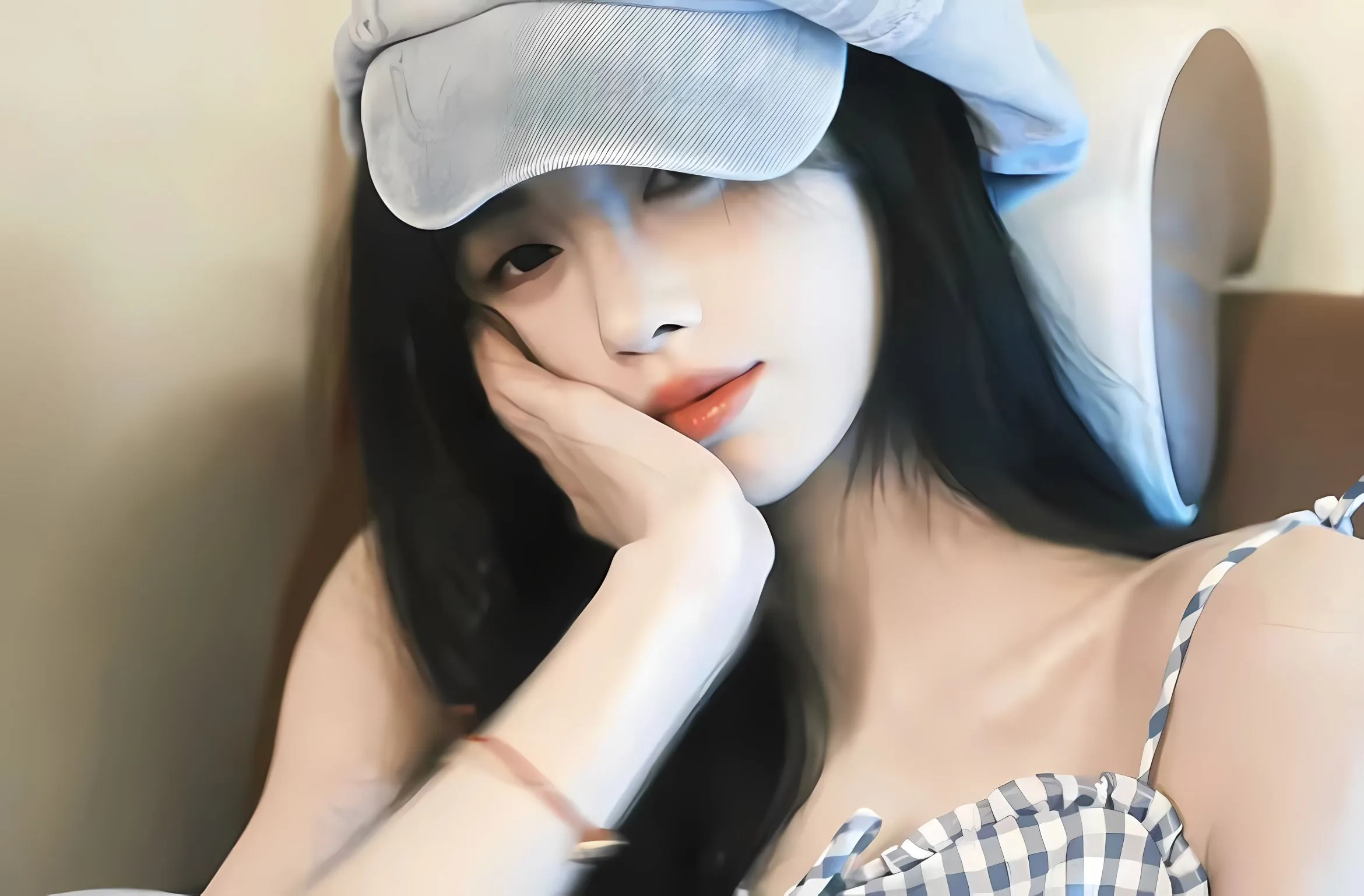 美女 蓝色系 明星 唯美 氛围感 海边 壁纸预览