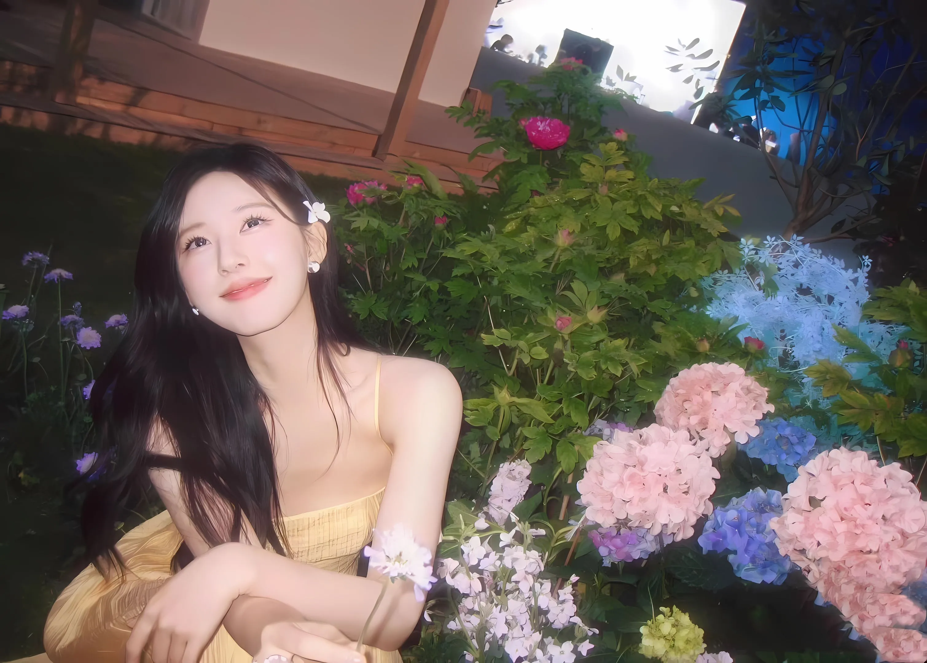明星 美女 女明星 氛围感 赵露思 唯美 壁纸预览