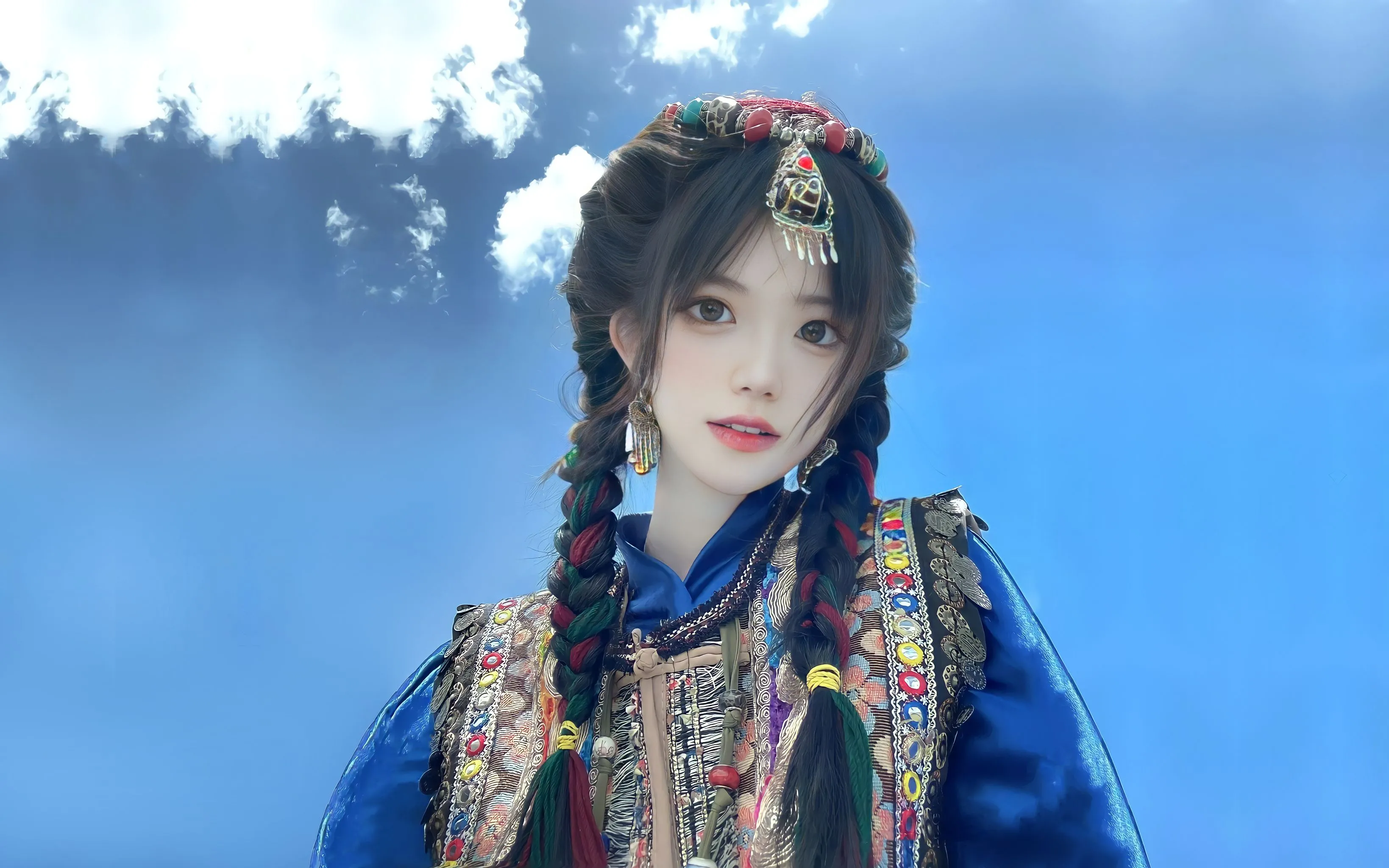 美女 草原上的卓玛 高颜值 壁纸预览