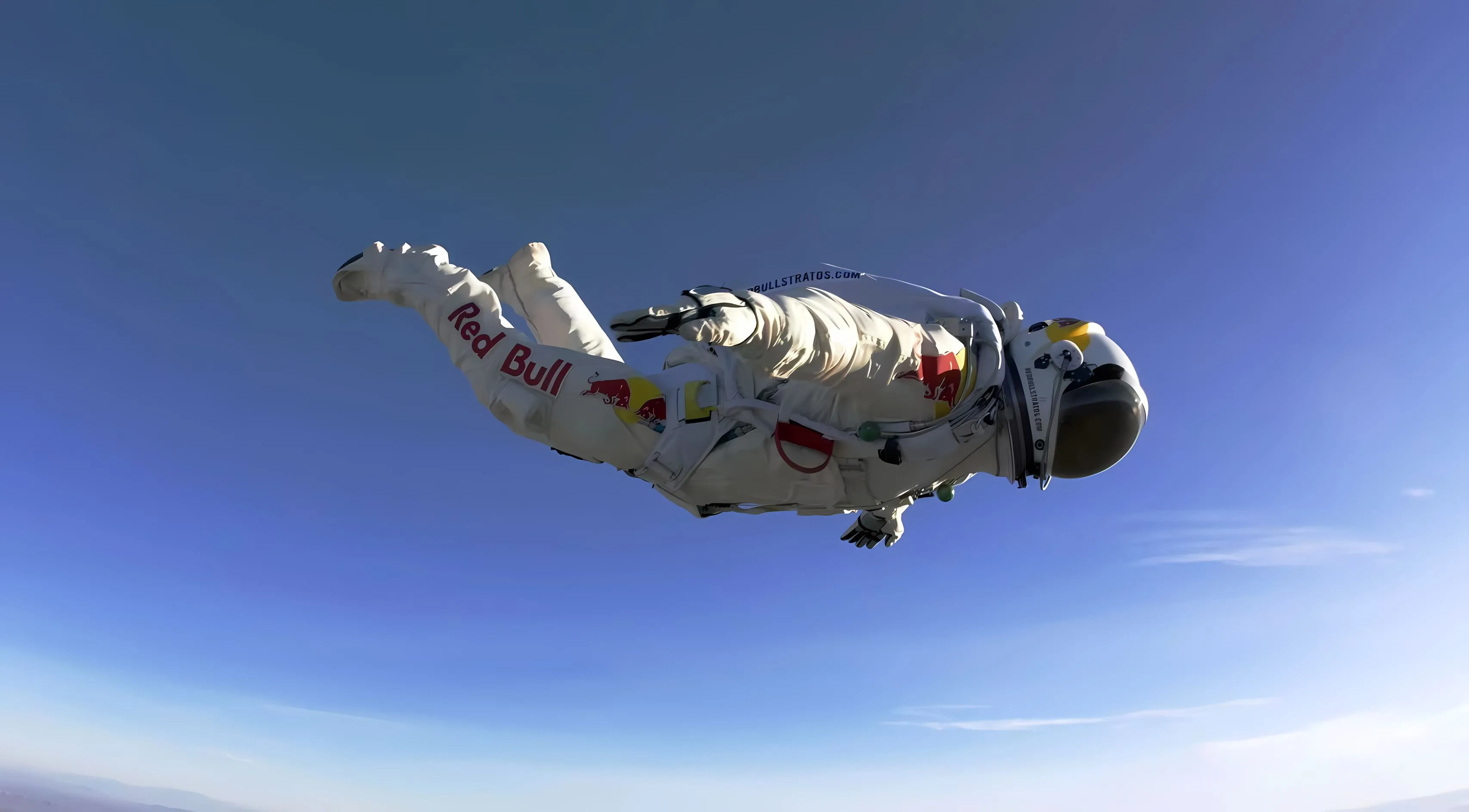 动漫 太空人 壁纸预览