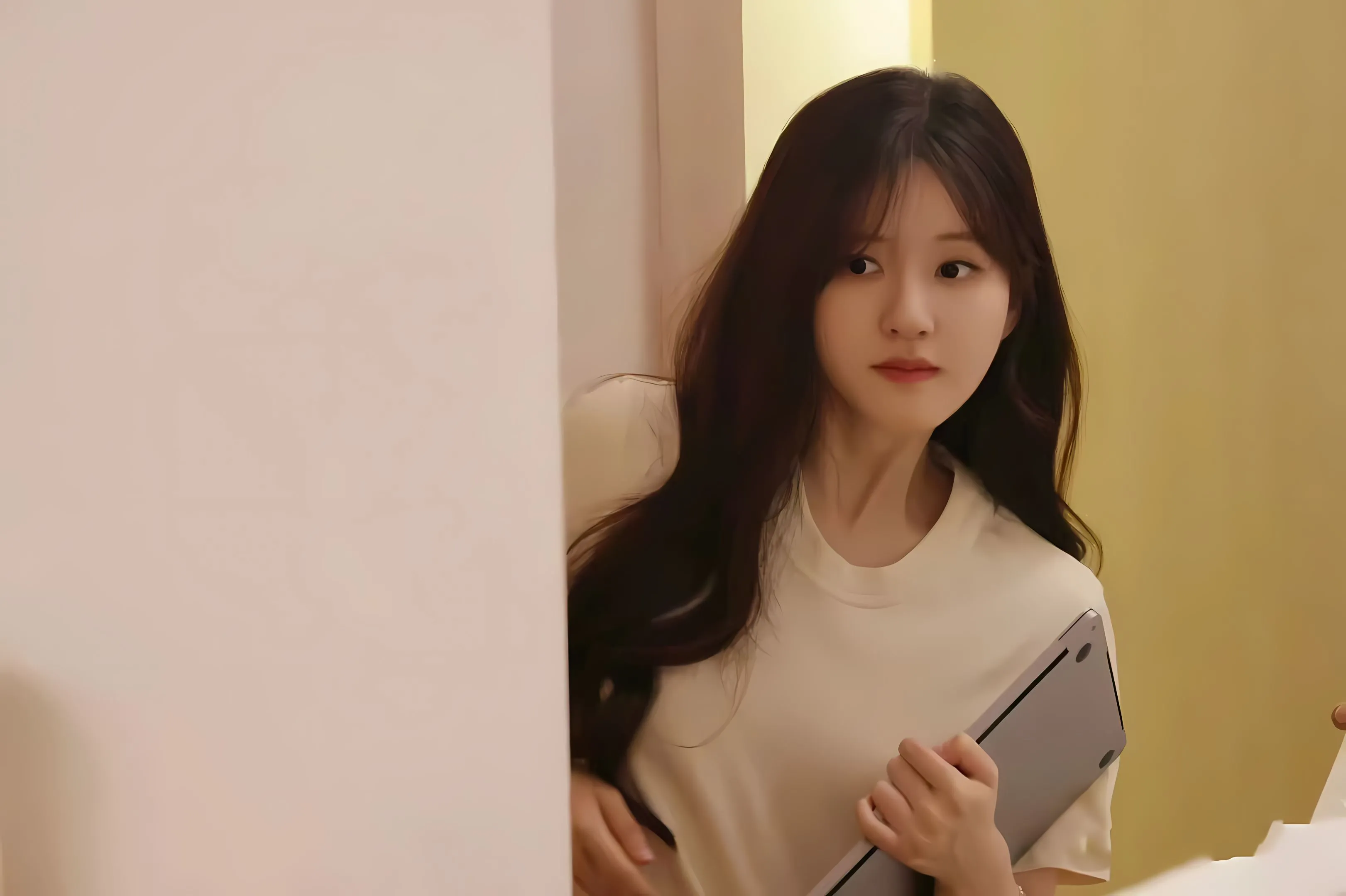 美女 明星 女明星 赵露思 壁纸预览