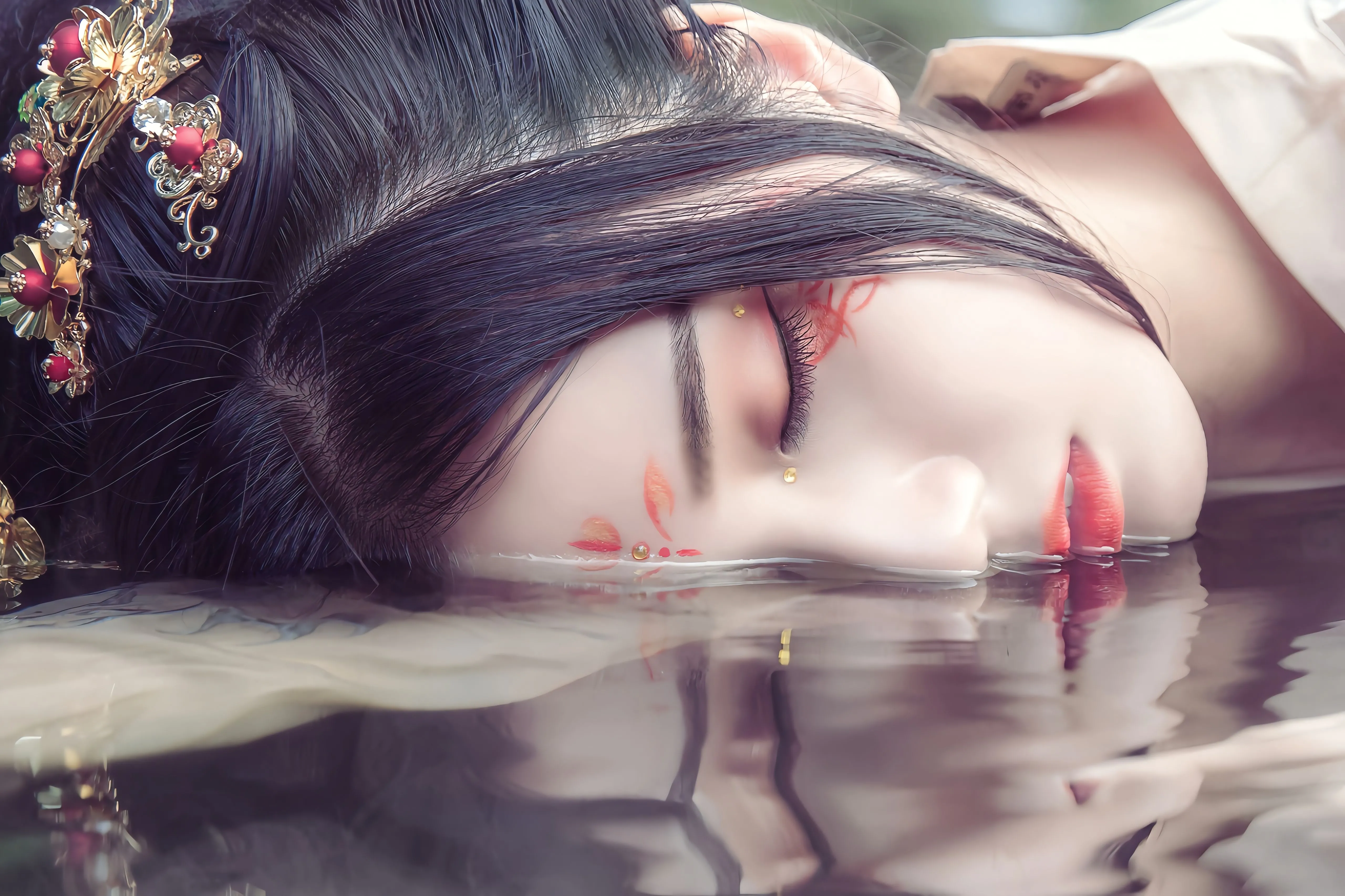 美女 躺在水里的古装美女 ai绘画 壁纸预览