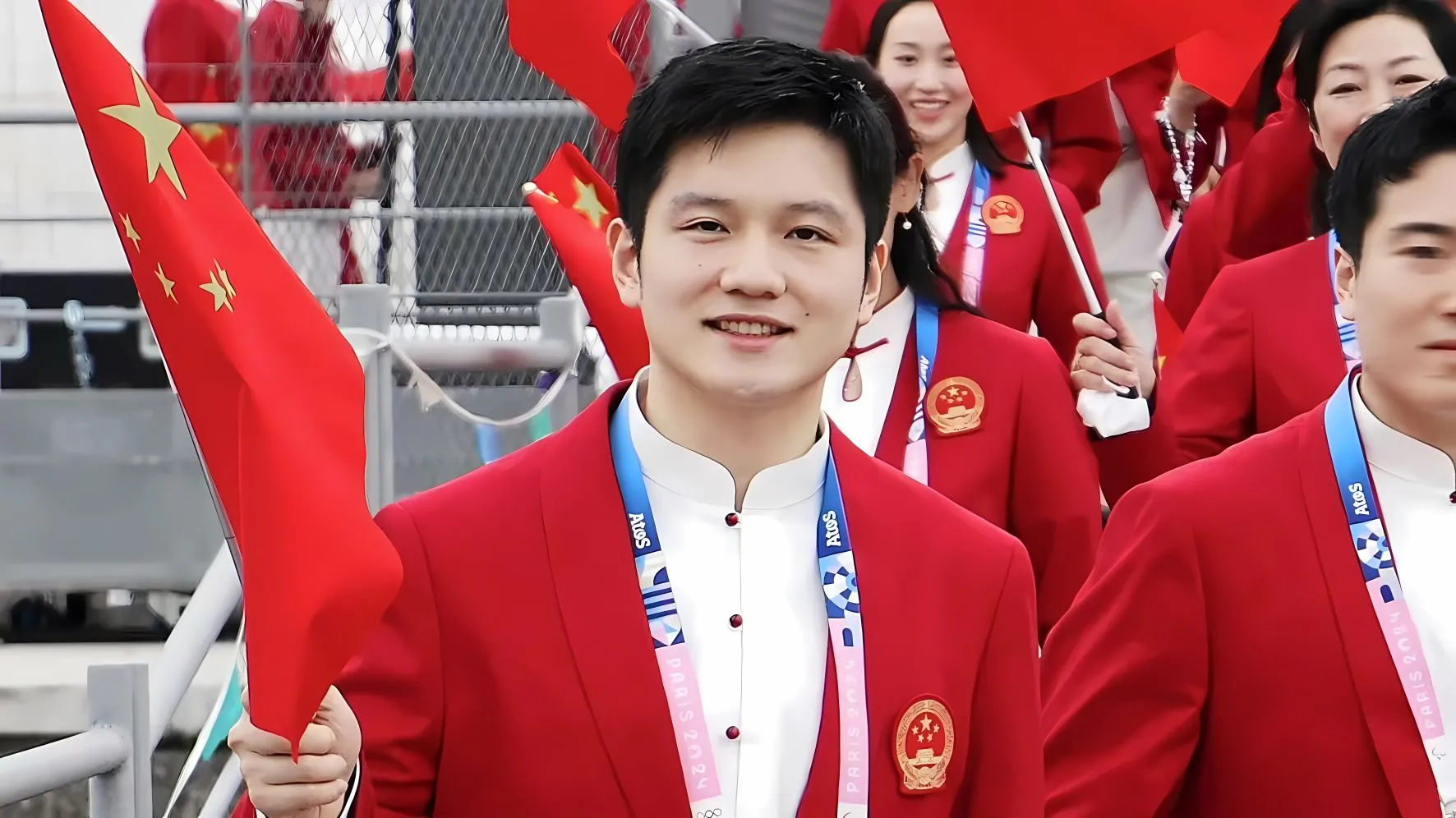 体育 樊振东 乒乓球 奥运精神 壁纸预览