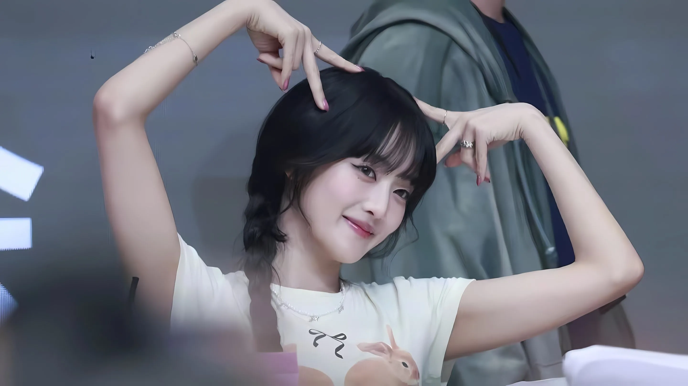 美女 明星 女明星 高颜值 minnie 壁纸预览