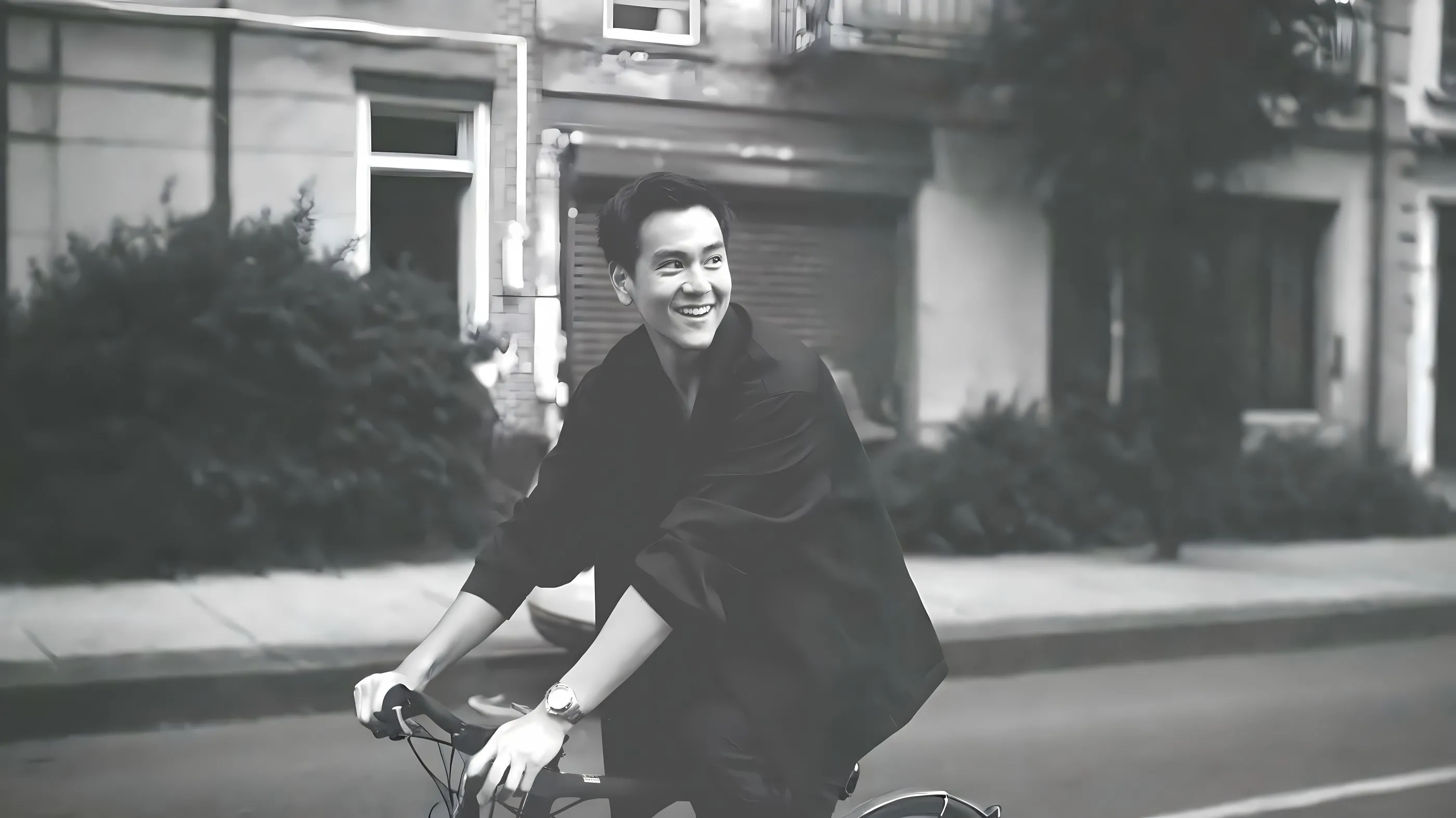 帅哥 明星 彭于晏 型男 自律男神 帅 壁纸预览