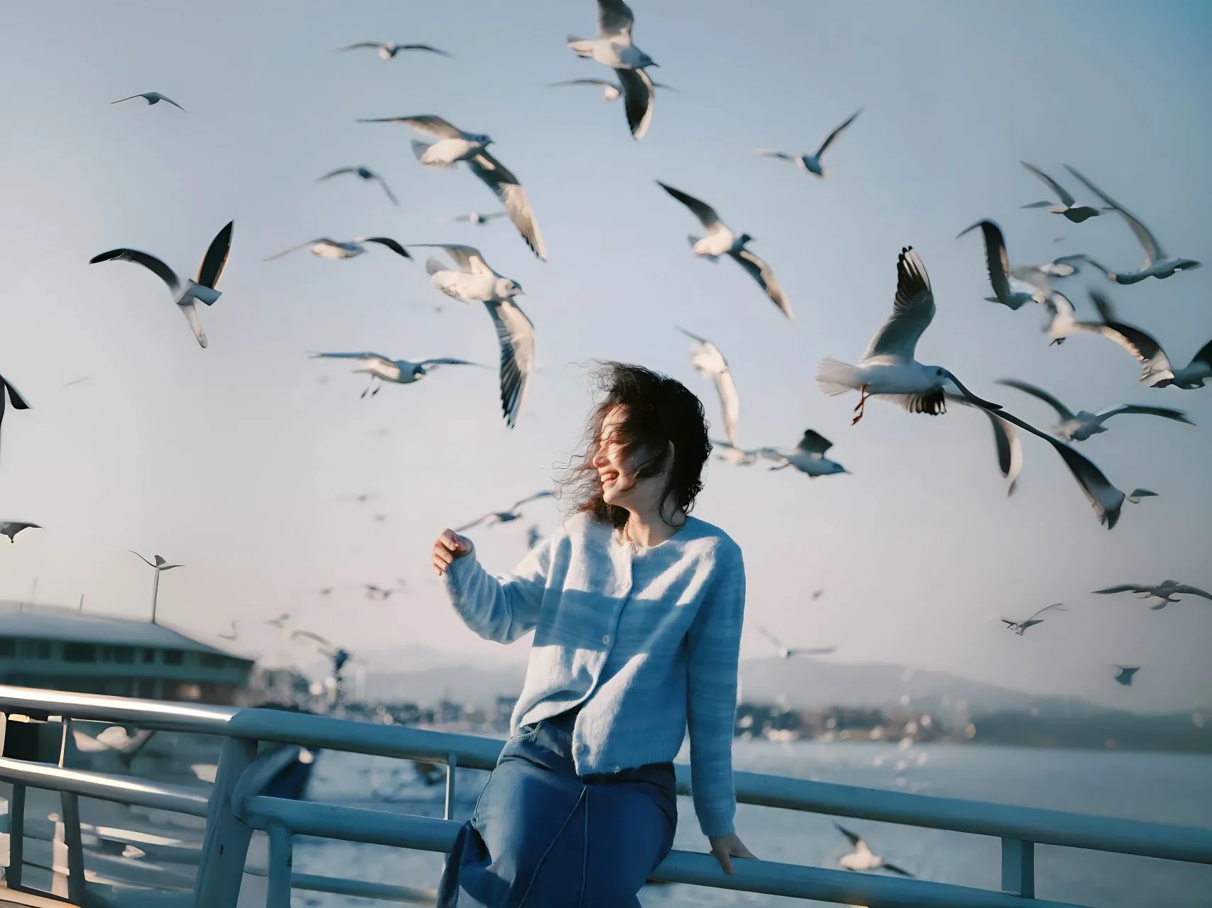 美女 氛围感写真 松弛生活 壁纸预览