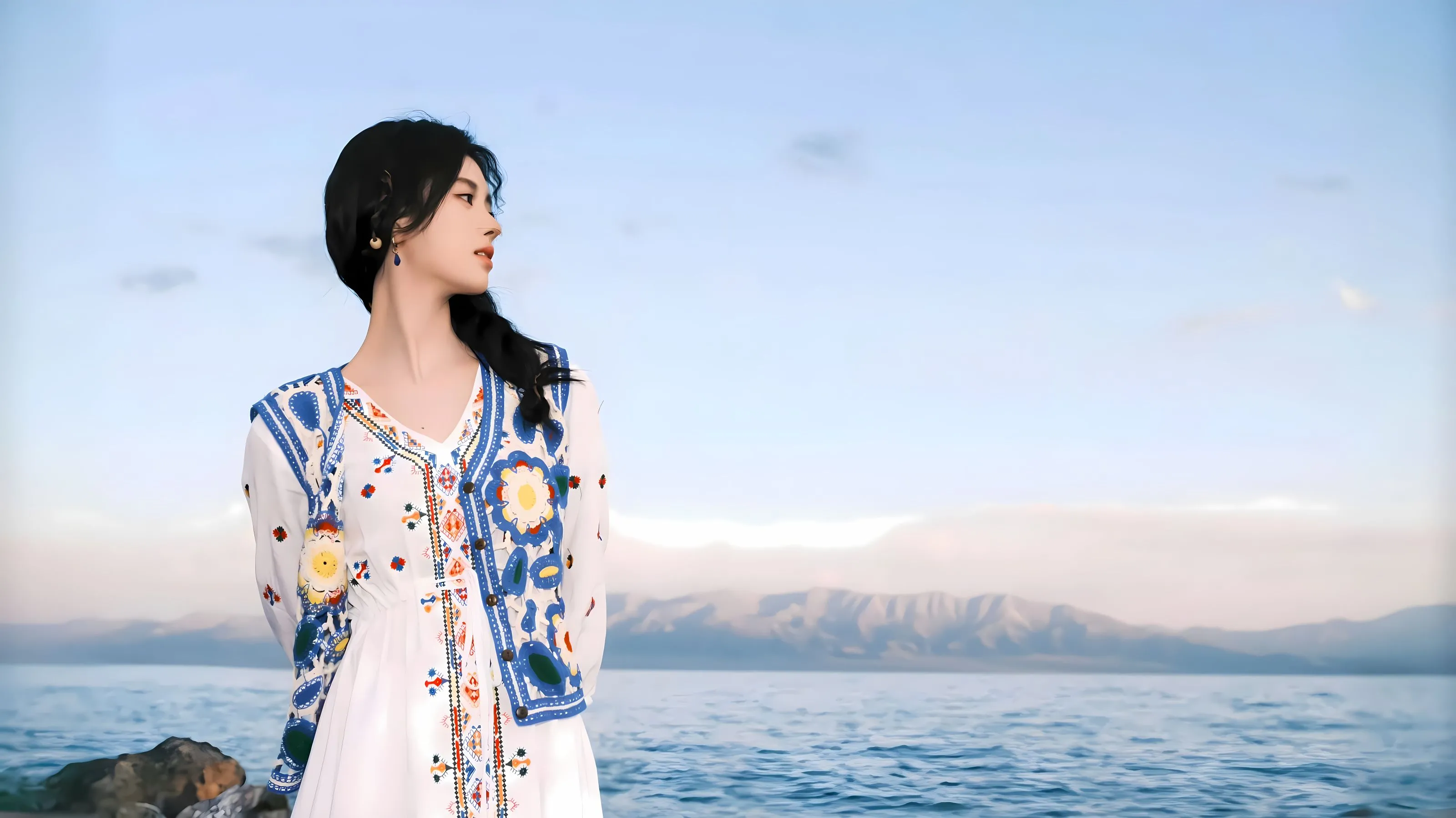 美女 明星 鞠婧祎 四千年美女 氛围感 壁纸预览