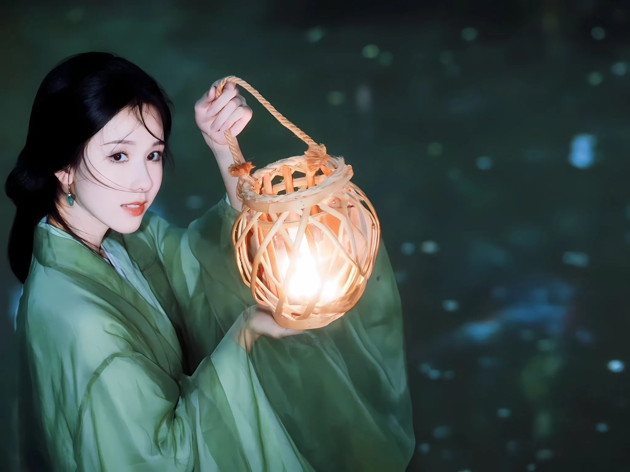 明星 陈都灵 古装 壁纸预览