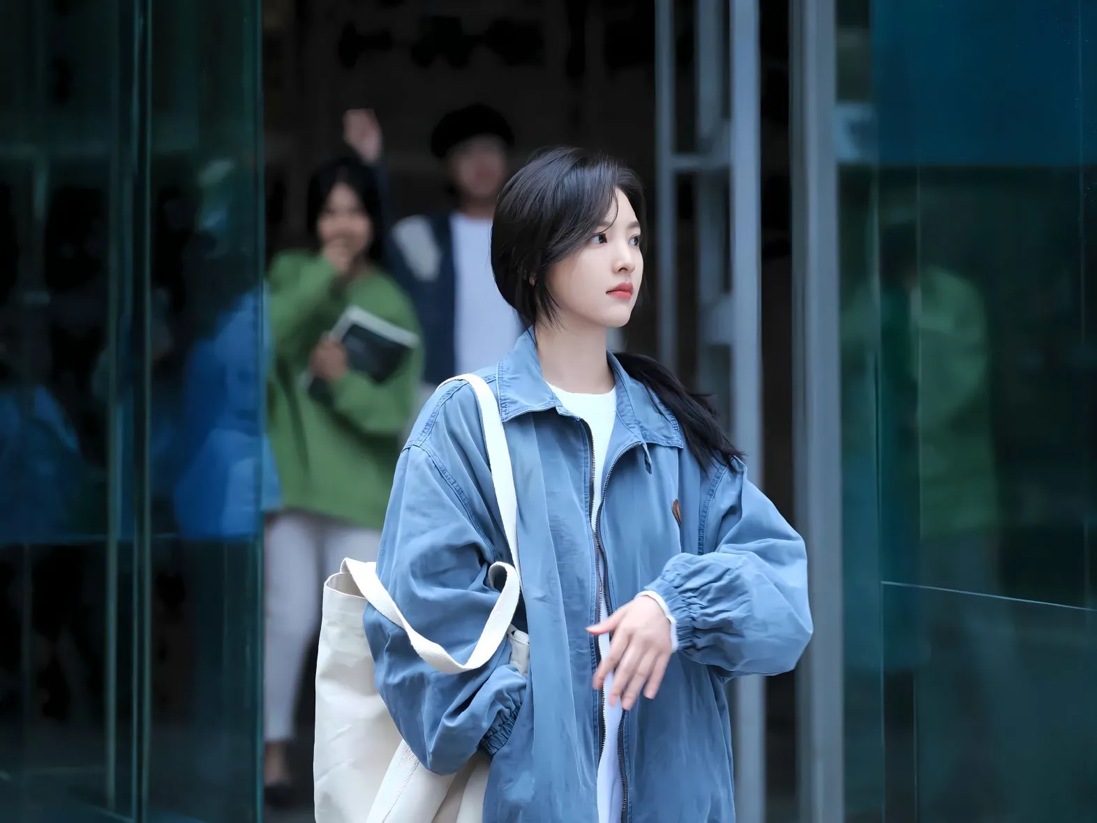 明星 美女 章若楠 女明星 高颜值 壁纸预览