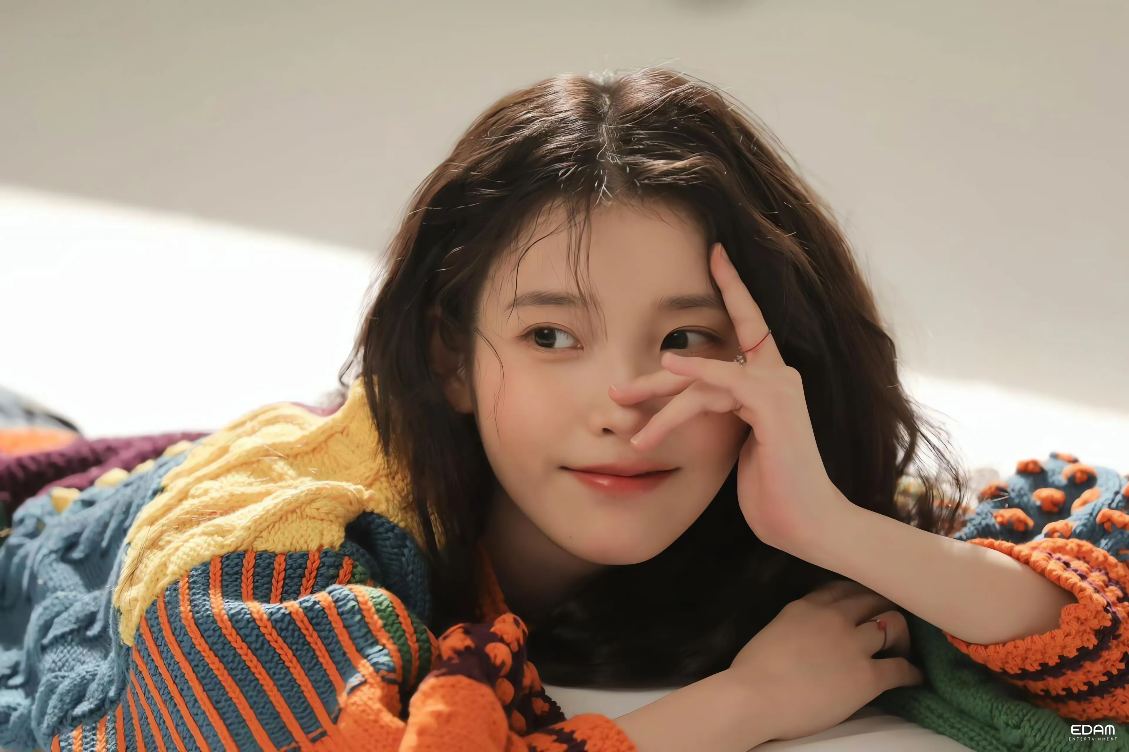 明星 美女 IU 李知恩 女明星 壁纸预览