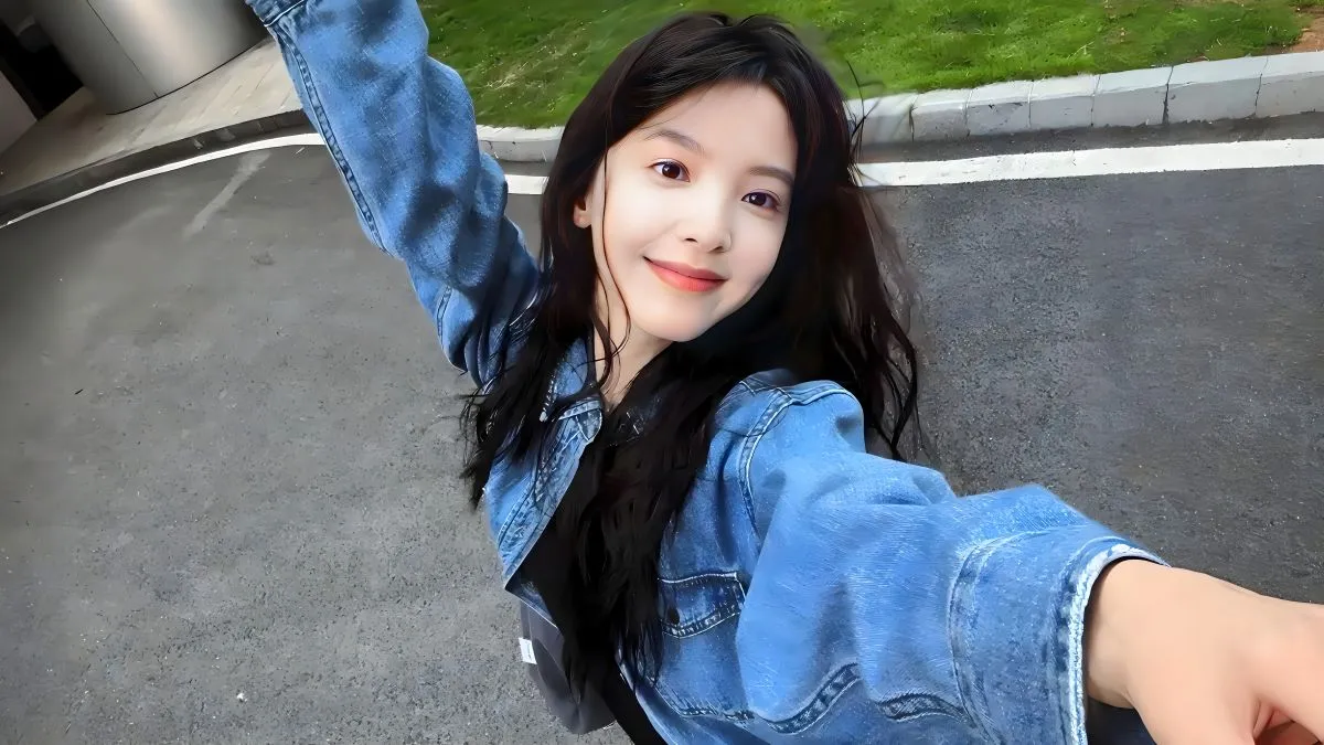 美女 明星 章若楠 女明星 高颜值 壁纸预览