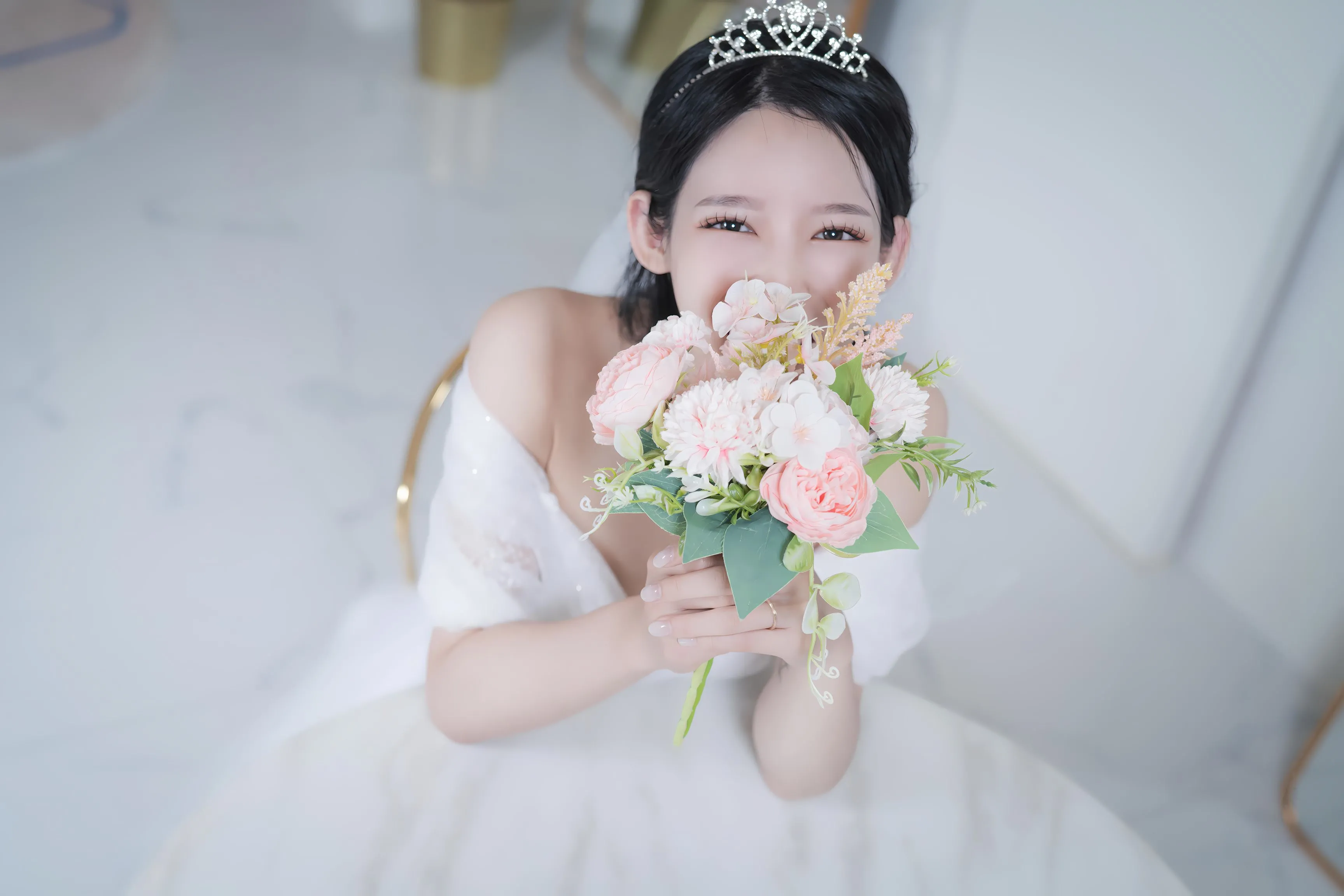 美女 高颜值 氛围感 壁纸预览