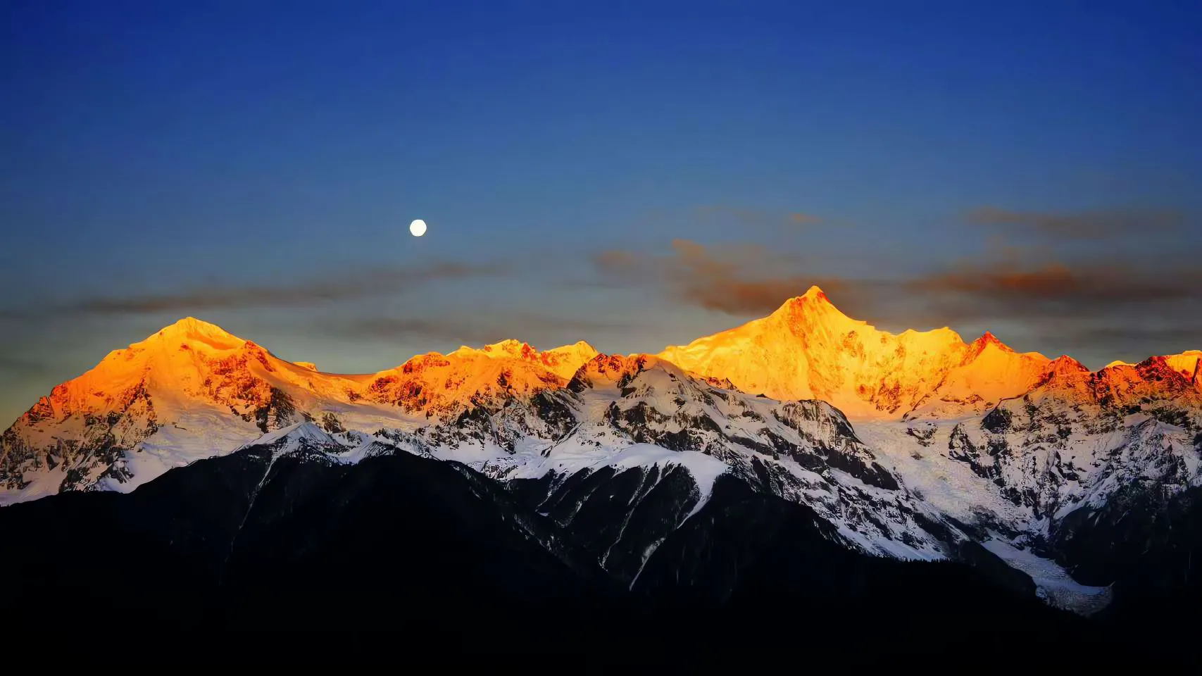 风景 山峰 日出有盼 日落有念 日照金山 壁纸预览