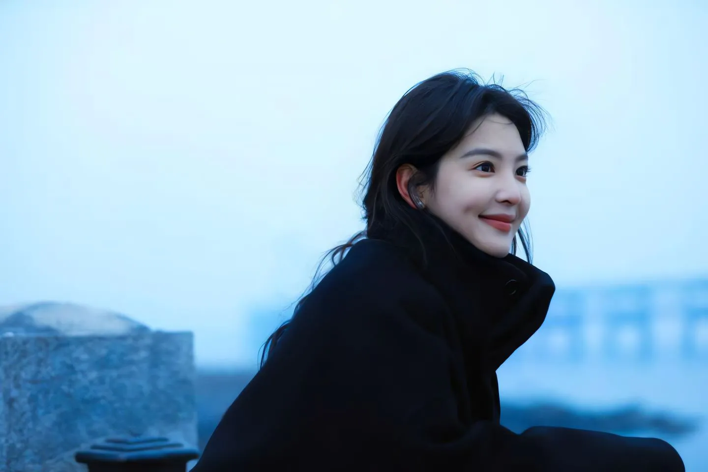 明星 女明星 氛围感 章若楠 壁纸预览