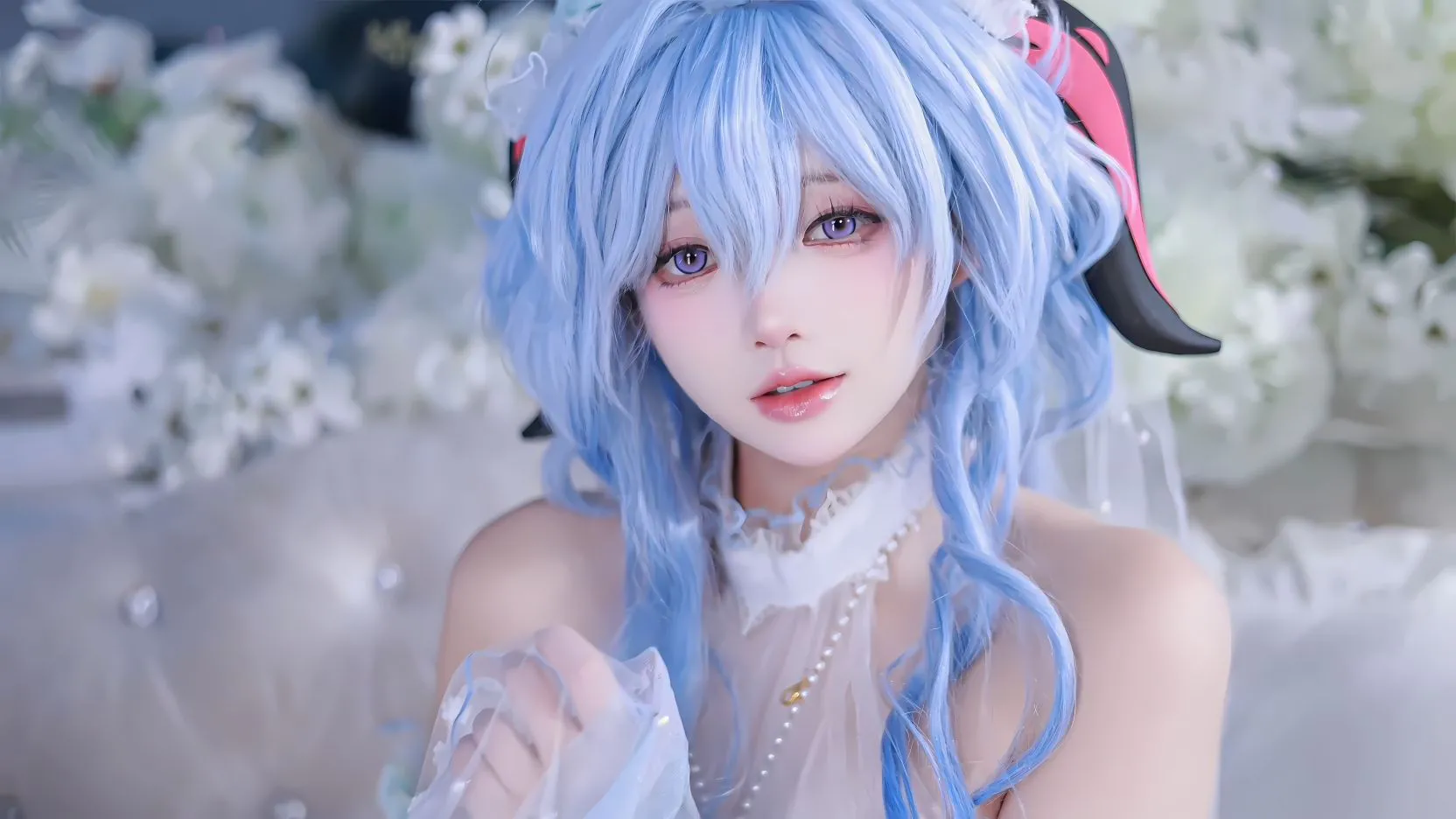 美女 高颜值 高级 氛围 cos 壁纸预览