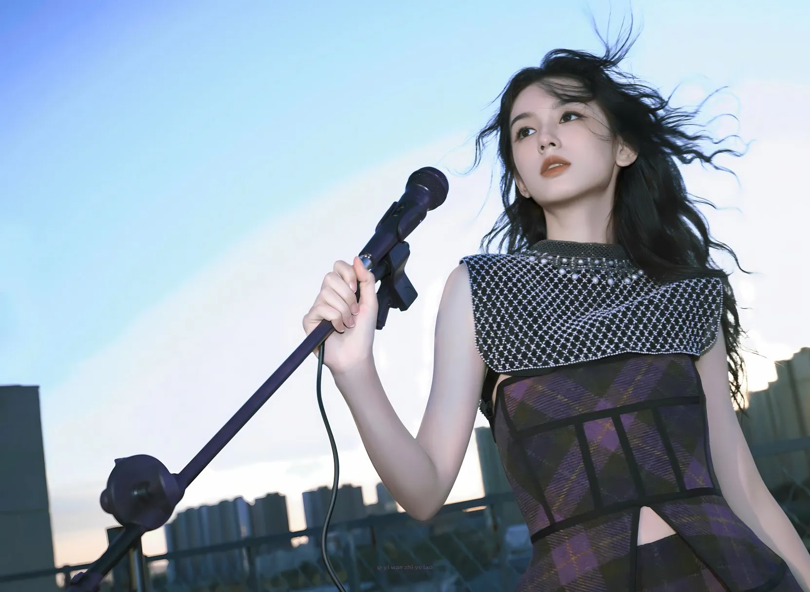 明星 美女 女明星 周也 壁纸预览