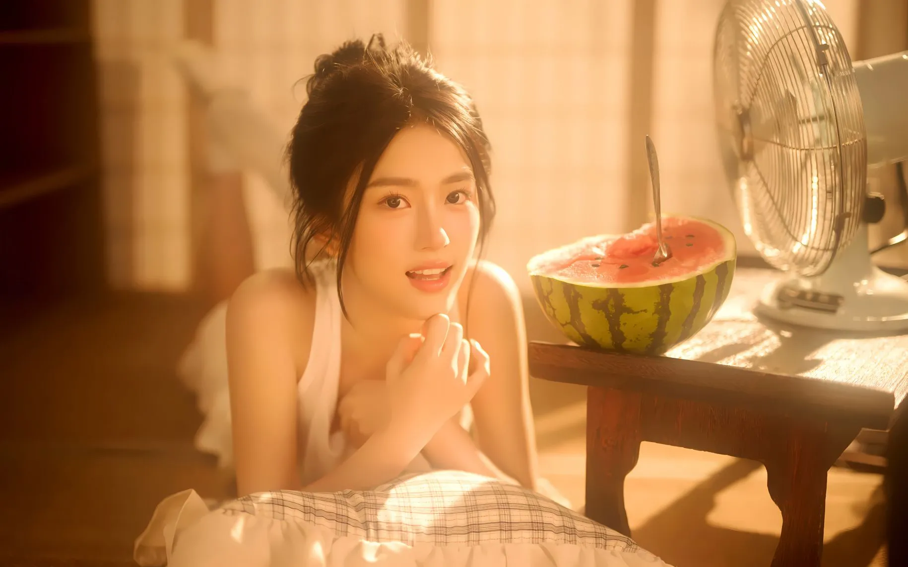 美女 高颜值 灵动 好看 壁纸预览