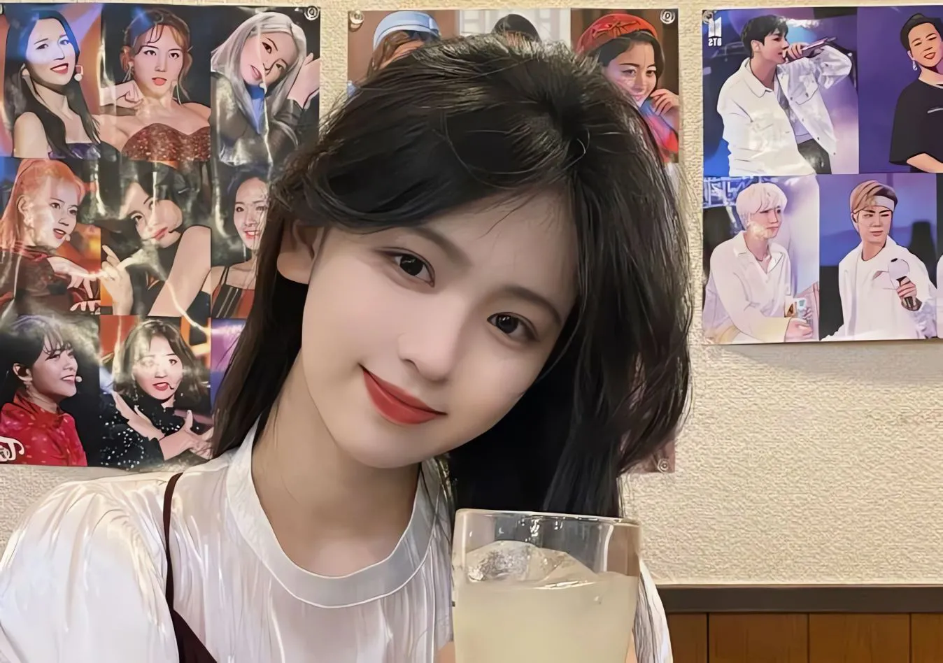 美女 高颜值 氛围感 氛围感写真 壁纸预览