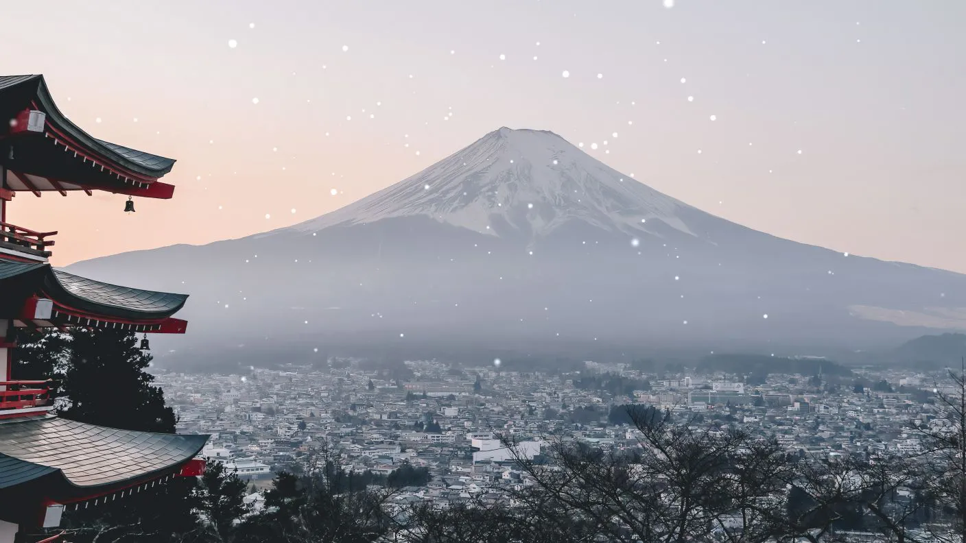 风景 小屋 下雪 山峰 壁纸预览