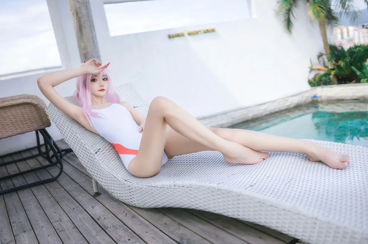 高颜值 美女 大长腿 美人 性感 壁纸预览