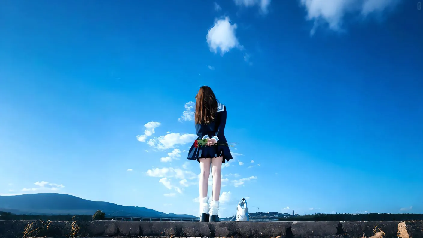 美女 天空 蓝天 大长腿 壁纸预览