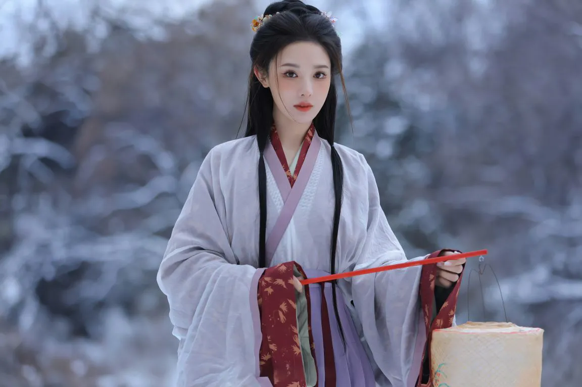 美女 高颜值 彭小冉 女明星 古风 壁纸预览